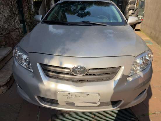 TOYOTA-COROLLA-2010