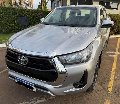 TOYOTA-HILUX-2021