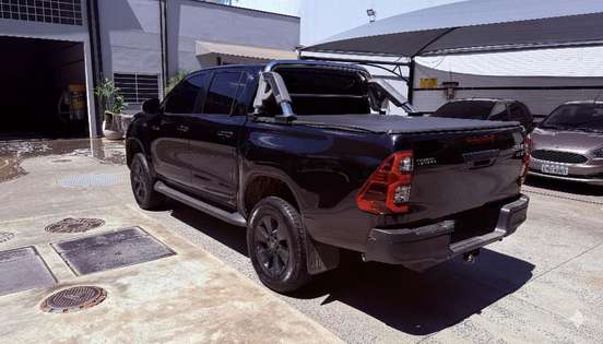 TOYOTA-HILUX-2016