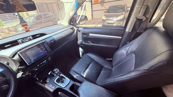 TOYOTA-HILUX-2016