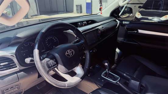 TOYOTA-HILUX-2.8 SRV 4X4 CD 16V DIESEL 4P AUTOMÁTICO TOYOTA-HILUX-2016