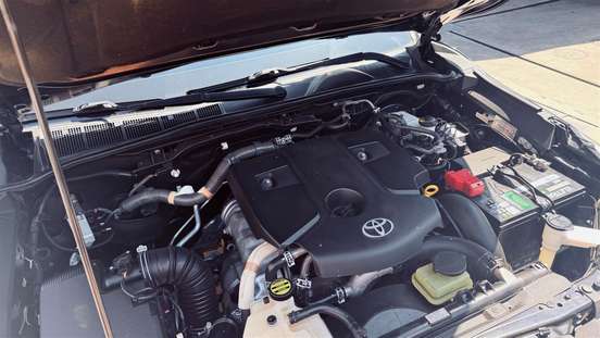 TOYOTA-HILUX-2016