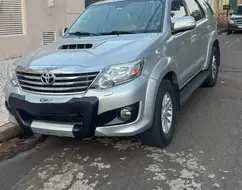 TOYOTA HILUX SW4 3.0 SRV 4X4 16V TURBO INTERCOOLER DIESEL 4P AUTOMÁTICO TOYOTA HILUX SW4 3.0 SRV 4X4 16V TURBO INTERCOOLER DIESEL 4P AUTOMÁTICO