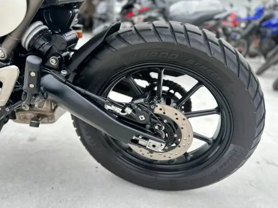TRIUMPH-SCRAMBLER 400 X TRIUMPH-SCRAMBLER 400 X-2025