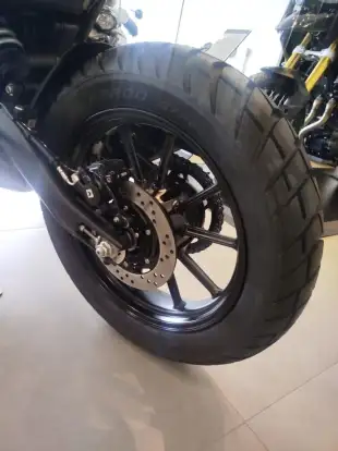 TRIUMPH-SCRAMBLER 400 X-2025