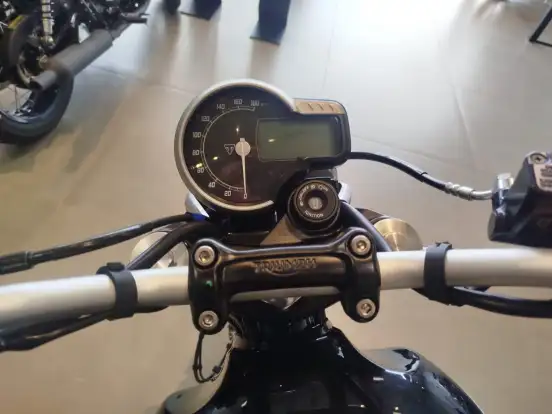 TRIUMPH-SPEED 400-2026