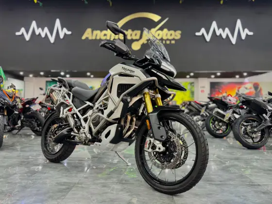 TRIUMPH TIGER 1200 RALLY EXPLORER TRIUMPH TIGER 1200 RALLY EXPLORER