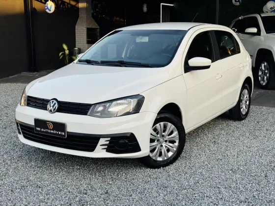 VOLKSWAGEN GOL 1.6 MSI TOTALFLEX TRENDLINE 4P MANUAL VOLKSWAGEN GOL 1.6 MSI TOTALFLEX TRENDLINE 4P MANUAL