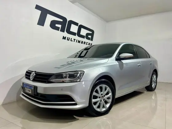 VOLKSWAGEN JETTA 1.4 16V TSI TRENDLINE GASOLINA 4P TIPTRONIC VOLKSWAGEN JETTA 1.4 16V TSI TRENDLINE GASOLINA 4P TIPTRONIC