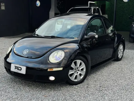 VOLKSWAGEN NEW BEETLE 2.0 MI 8V GASOLINA 2P MANUAL VOLKSWAGEN NEW BEETLE 2.0 MI 8V GASOLINA 2P MANUAL