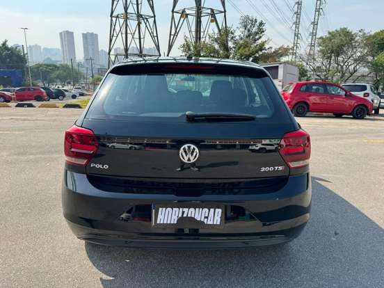 VOLKSWAGEN-POLO-2020