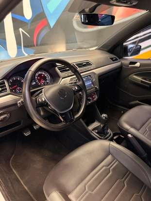 VOLKSWAGEN-SAVEIRO-2023