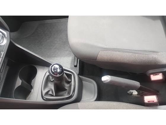 /en/city-betim/cate-car-used-car/volkswagen-saveiro-2025-1-6-msi-robust-cs-16v-flex-2p-manual-48164581053367296/-16