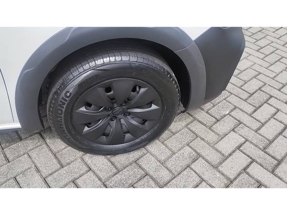 /en/city-betim/cate-car-used-car/volkswagen-saveiro-2025-1-6-msi-robust-cs-16v-flex-2p-manual-48164581053367296/-19