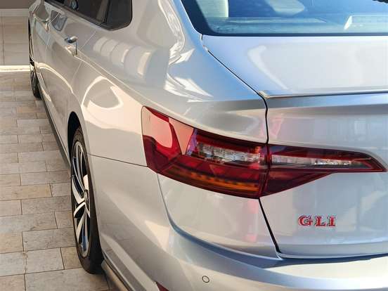 VOLKSWAGEN-JETTA-2.0 350 TSI GASOLINA GLI DSG VOLKSWAGEN-JETTA-2019