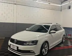 VOLKSWAGEN JETTA 2.0 TSI HIGHLINE 211CV GASOLINA 4P TIPTRONIC VOLKSWAGEN JETTA 2.0 TSI HIGHLINE 211CV GASOLINA 4P TIPTRONIC