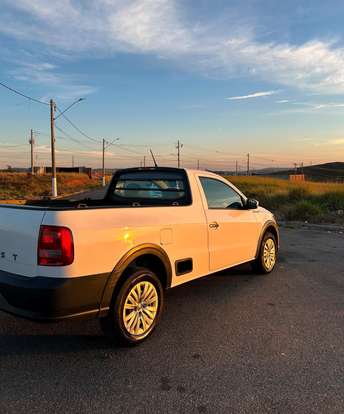 VOLKSWAGEN-SAVEIRO-2021