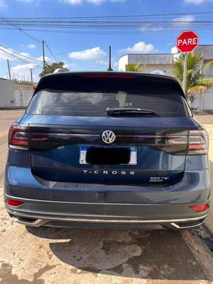 VOLKSWAGEN-T-CROSS-2019