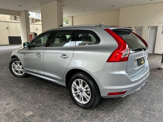 VOLVO-XC60-2.0 T5 DYNAMIC FWD TURBO GASOLINA 4P AUTOMÁTICO VOLVO-XC60-2013