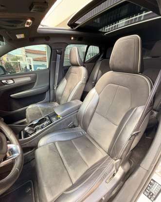 VOLVO-XC40-1.5 T5 RECHARGE R-DESIGN GEARTRONIC VOLVO-XC40-2021