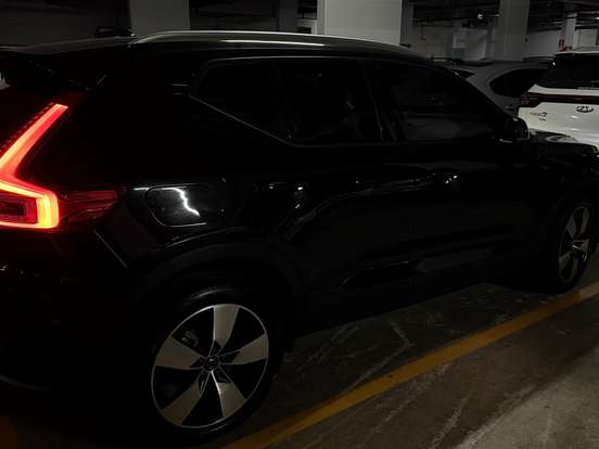 VOLVO-XC40-2.0 T5 GASOLINA MOMENTUM AWD GEARTRONIC VOLVO-XC40-2019