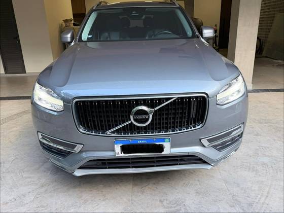 VOLVO XC90 2.0 D5 DIESEL MOMENTUM AWD GEARTRONIC