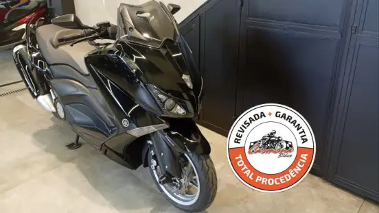 YAMAHA-TMAX-2014