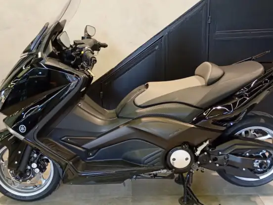 YAMAHA-TMAX YAMAHA-TMAX-2014