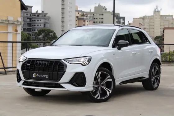 AUDI Q3 2.0 40 TFSI GASOLINA PERFORMANCE BLACK QUATTRO TIPTRONIC AUDI Q3 2.0 40 TFSI GASOLINA PERFORMANCE BLACK QUATTRO TIPTRONIC