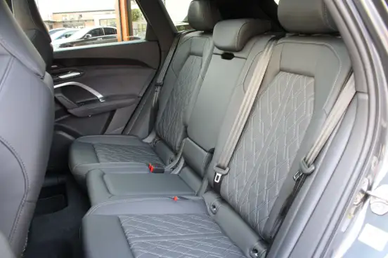 AUDI-SQ5-3.0 V6 TFSI GASOLINA QUATTRO S TRONIC AUDI-SQ5-2025