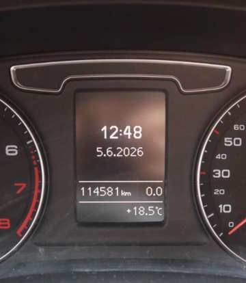 AUDI-Q3-2017