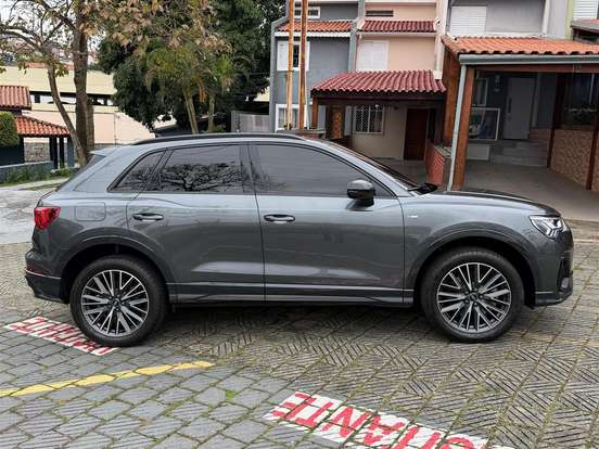 AUDI-Q3-2.0 40 TFSI GASOLINA PERFORMANCE BLACK QUATTRO TIPTRONIC AUDI-Q3-2022