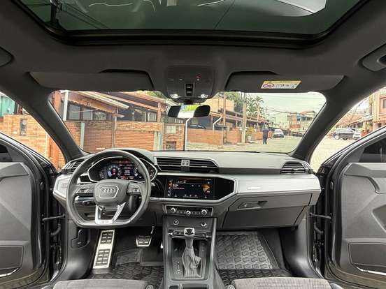 AUDI-Q3-2.0 40 TFSI GASOLINA PERFORMANCE BLACK QUATTRO TIPTRONIC AUDI-Q3-2022