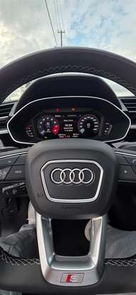 AUDI-Q3-2024