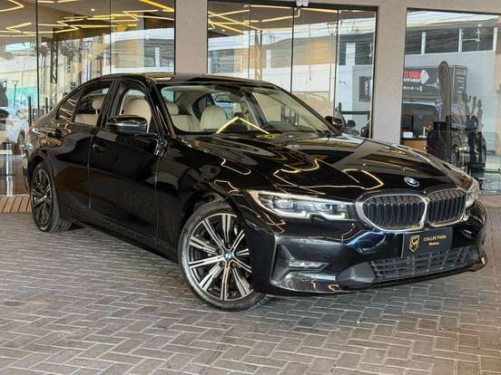 BMW-320i-2021