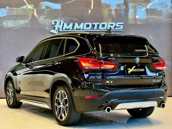 BMW-X1-2.0 16V TURBO ACTIVEFLEX SDRIVE20I X-LINE 4P AUTOMÁTICO BMW-X1-2020