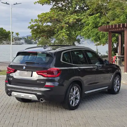 BMW-X3-2019