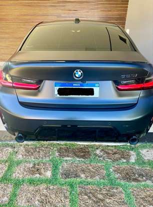BMW-320i-2024