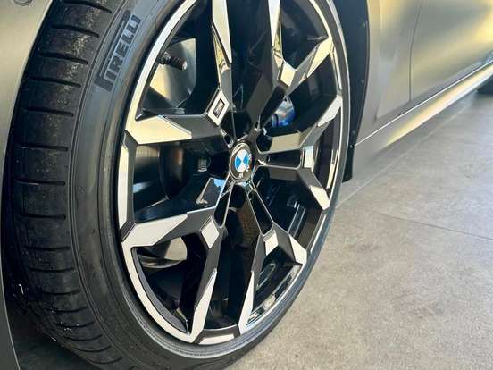 BMW-320i-2.0 16V TURBO FLEX M SPORT AUTOMÁTICO BMW-320i-2024
