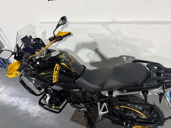 BMW-R 1250 GS PREMIUM 40 ANOS BMW-R 1250 GS PREMIUM 40 ANOS-2021