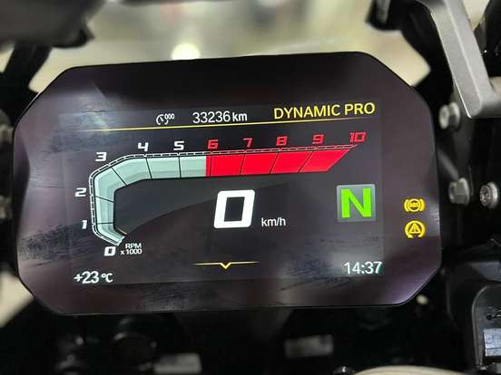BMW-R 1250 GS TRIPLE BLACK BMW-R 1250 GS TRIPLE BLACK-2022