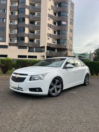 CHEVROLET CRUZE 1.8 LT 16V FLEX 4P AUTOMÁTICO CHEVROLET CRUZE 1.8 LT 16V FLEX 4P AUTOMÁTICO