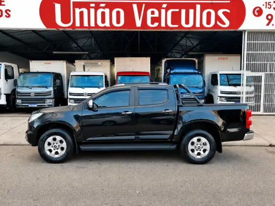 CHEVROLET S10 2.4 MPFI LTZ 4X4 CD 8V FLEX 4P MANUAL CHEVROLET S10 2.4 MPFI LTZ 4X4 CD 8V FLEX 4P MANUAL