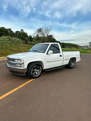 CHEVROLET SILVERADO 4.2 4X2 CS 18V TURBO INTERCOOLER DIESEL 2P MANUAL CHEVROLET SILVERADO 4.2 4X2 CS 18V TURBO INTERCOOLER DIESEL 2P MANUAL