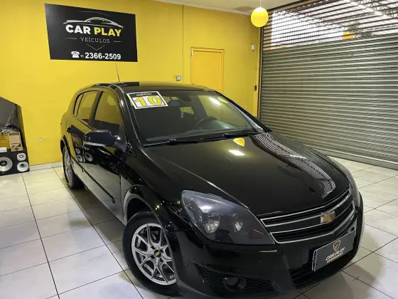 CHEVROLET VECTRA 2.0 MPFI GT HATCH 8V FLEX 4P MANUAL CHEVROLET VECTRA 2.0 MPFI GT HATCH 8V FLEX 4P MANUAL