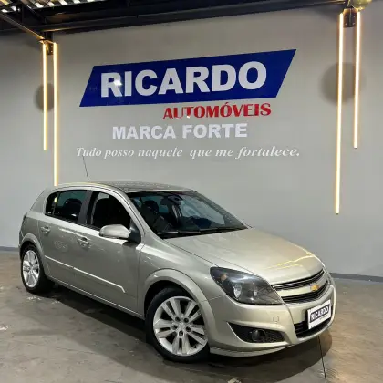CHEVROLET VECTRA 2.0 MPFI GT HATCH 8V FLEX 4P MANUAL CHEVROLET VECTRA 2.0 MPFI GT HATCH 8V FLEX 4P MANUAL