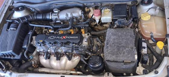 CHEVROLET ASTRA 2.0 MPFI ADVANTAGE SEDAN 8V FLEX 4P AUTOMÁTICO