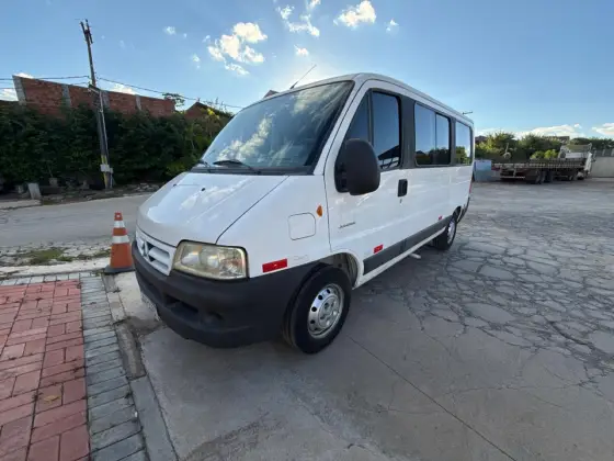 CITROËN JUMPER 2.3 MINIBUS 16V TURBO INTERCOOLER DIESEL 4P MANUAL CITROËN JUMPER 2.3 MINIBUS 16V TURBO INTERCOOLER DIESEL 4P MANUAL