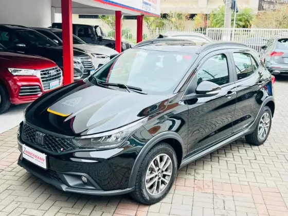 FIAT ARGO 1.3 FIREFLY FLEX TREKKING CVT FIAT ARGO 1.3 FIREFLY FLEX TREKKING CVT