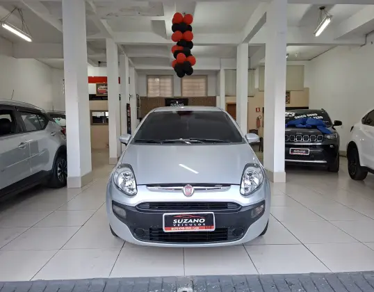 FIAT PUNTO 1.4 ATTRACTIVE 8V FLEX 4P MANUAL FIAT PUNTO 1.4 ATTRACTIVE 8V FLEX 4P MANUAL